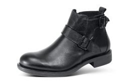 Men's black boots with decorative buckles and ribbing снимка