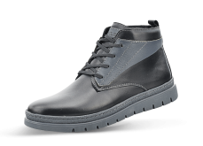 Men's boots in black and gray