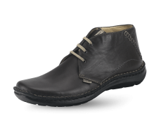 Male Clarks in brown