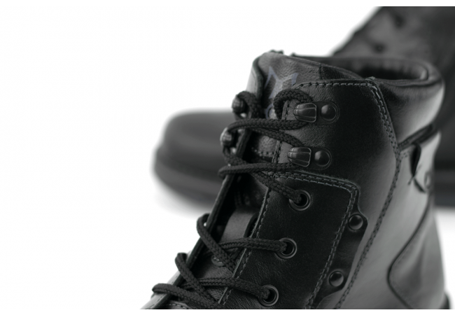 Male boots with zipper in black Снимка 6