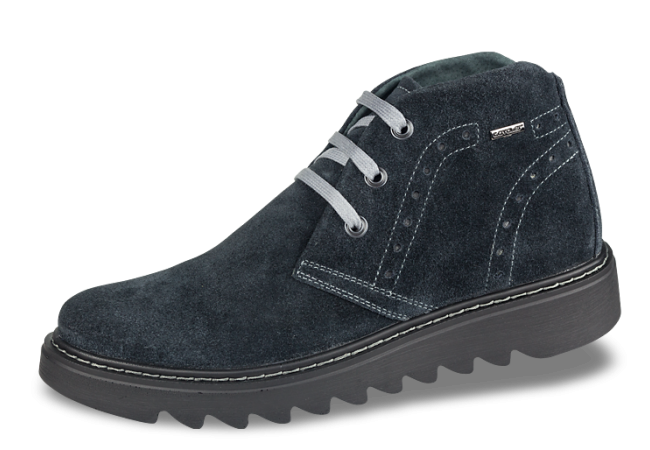 Men's winter boots from dark gray suede with grapple sole Снимка 