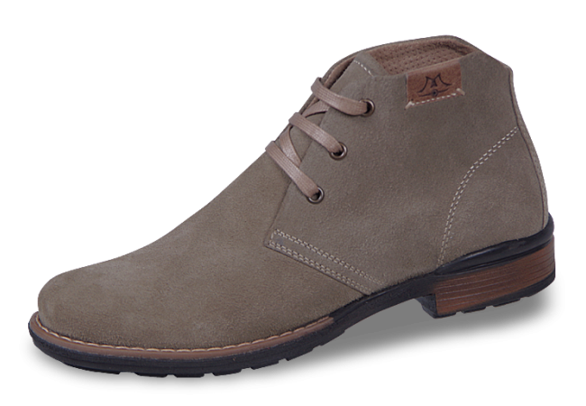 Men's boots type chukka from natural suede and with dark sole Снимка 