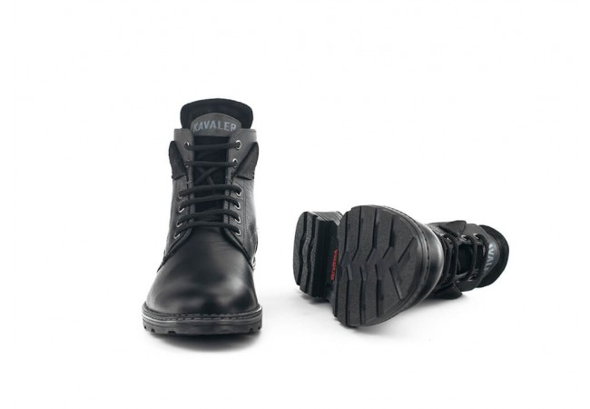 Male boots in black 360° Image